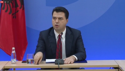 VIDEO LIVE/Shqipëria nuk mori negociatat, Lulzim Basha bashkëbisedim me mediat