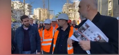 U lanë e u fshinë rrugët, lulet e ujitën.../ Si u mor vesh vizita e Ramës në Vlorë