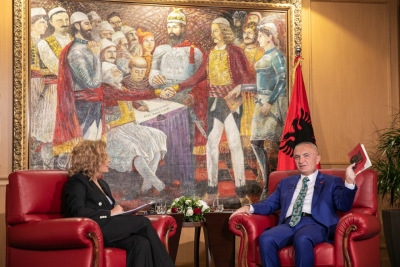 Meta tregon “shansin e artë”: Ka një mundësi për të ndihmuar vendin dhe të huajt