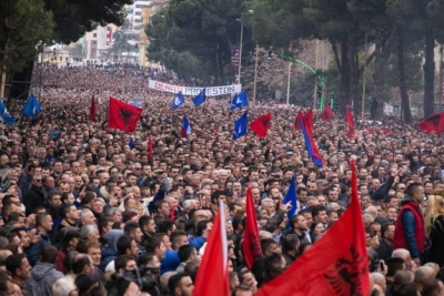 ‘Shqipëria në rrezik’/ Sot, protesta e madhe në Tiranë