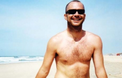 Rama sërish nudo, këtë herë te Parku Rinia (FOTO)