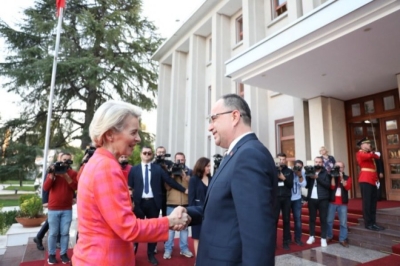 Samiti i Berlinit/ Von der Leyen takohet me presidentin Bajram Begaj