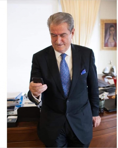 Skandal/Berisha:Qytetaret ankohet se ju mbajne rrogat!