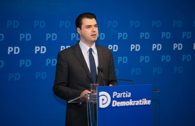 “Drejtori i Policisë Fier gris banderolën e PD kundër bashkëqeverisjes me krimin!”