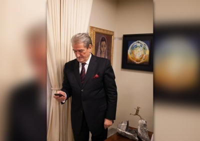 Denoncimi/ 'Shefi i Antidrogës me kriminelin po bëjnë namin me 'mall', reagon Berisha: Kavaja në kthetrat e mafies!