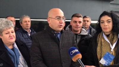 Nga Elbasani me qindra delegatë, Himçi i përgjigjet Bardhit: Nuk merremi me fiktivitete letrash