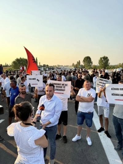 Balliu në protestën e banorëve të Thumanës: Kundër projektit korruptiv të pushtetit, në rrugën Thumanë-Kashar