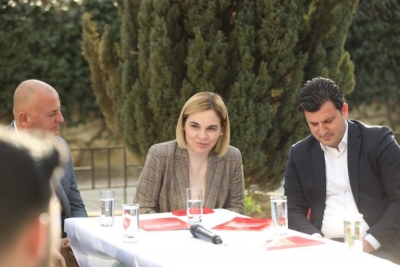 Kryemadhi prezanton kandidatin për deputet në Urën Vajgurore: Subvencione për fermerët, rrisim sa më shumë prodhimin duke krijuar hapësira për punë