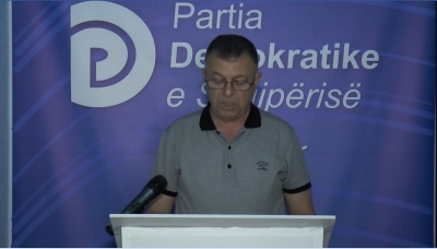 ‘Lëre të vdesë aty’, ish-deputeti tregon terrorin në Dibër nga policët e Lleshit