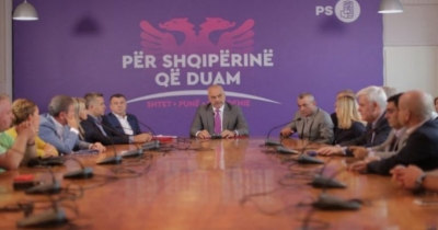I zënë ngushtë, Rama mbledh Kryesinë e PS. Priten surpriza në kongres
