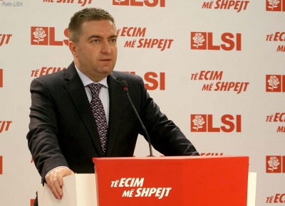 Gjurmët e marrëzisë!…