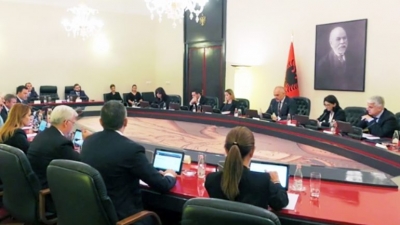 EKSKLUZIVE/ Përse Qeveria po i kalon kontratat koncesionare/PPP të rrugëve Orikum-Dukat dhe Milot-Balldren përmes Kuvendit, në formën e ligjeve?