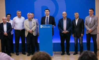 Basha mbledh aleatët në selinë e PD, vijon aksioni opozitar