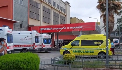 &#039;Krim i shëmtuar!&#039;/ Berisha denoncon djegien e spitalit: Kushtoi miliona euro, asnjë përgjegjësi