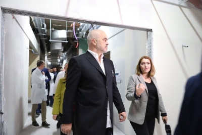 Berisha:Edvin Hajduti 7 vjet me pare premtoi shendetesine falas,sot shqiptaret paguajne me shume se te gjithe popujt e e tjere.