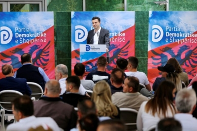 Basha me demokratët e Mirditës: E dua PD ashtu siç e doni ju, të bashkuar, të pandarë, të fortë. Nuk do bjerë Shqipëria, as demokracia, do të bjerë regjimi