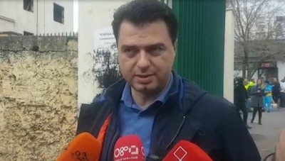 Basha në Spitalin e Durrësit: Informimi pa censurë, mënyra më e mirë për të luftuar panikun