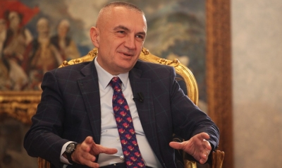 Me pamje nga mali i Tomorrit, Presidenti Meta uron gëzuar Sulltan Nevruzin