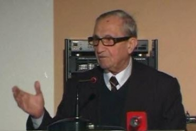 Presidenti Meta uron profesor Ismet Elezin në 100-vjetorin e lindjes
