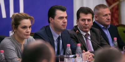 BE njeh vetëm opozitën reale, PD-LSI dhe partitë opozitare. Bashibozukët “opozitarë” në koshin e plehrave