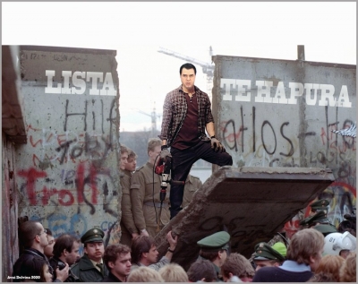 Artisti ‘kthen në art’ lëvizjen e Bashës për hapjen e listave: Bravo!