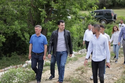 Basha me banoret e Zall Bastarit/RAMAVIRUSI ka harxhuar parate per projekte korruptive.Do ti japim mundesine njerezve punetore.