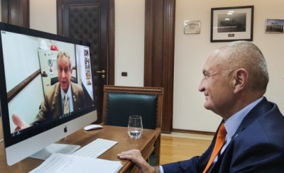 Meta merr pjesë në “Mëngjesin e Lutjeve” të organizuar nga Kongresi Amerikan: Po rimëkëmbemi pas tërmetit e COVID 19