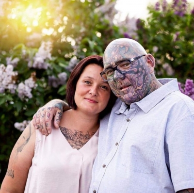 Bret Kros, njeriu i varur ndaj tatuazheve (FOTO)