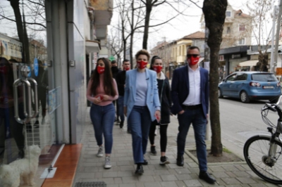 Erisa Xhixho takime me bizneset e vogla në Tiranë: Pas 25 prillit TVSH-ja dhe tatim-fitimi do të jetë 0 për…