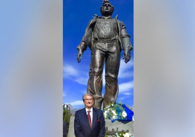 Të ngrihemi në lartësinë e guximit epik të Azem Hajdarit