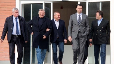 'Hoqëm dorë nga mandate e privilegje, por jo nga morali, Agron Duka: S'u bëmë paterica të një pushteti që po çon vendin drejt humerës'