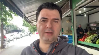 Basha mesazh nga Kombinati:Rama harxhon mijëra euro për fundjava në Paris me charter, do mjaftonin për të mbajtur hapur bizneset