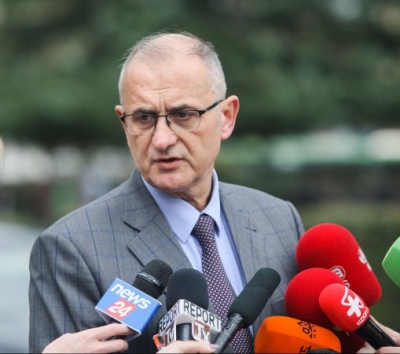 Vasili: Rama po tenton të fshehë të vërtetën e infektimit nga koronavirusi