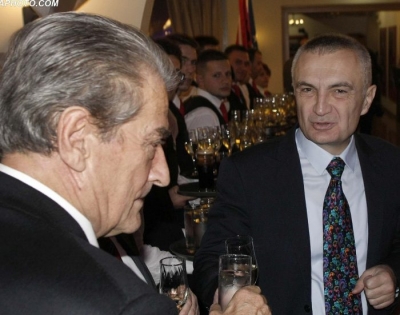 “Dy urime për Doktorin”, Meta uron Berishën për ditëlindjen e 76-të: Malet tona më të larta!