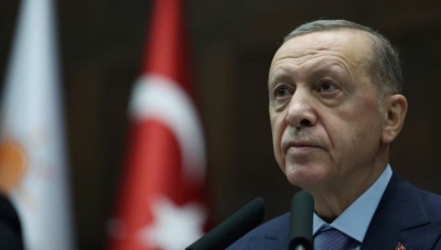 VOA: Erdogani i ashpër vetëm me fjalë ndaj Izraelit, furnizoi me karburant avionët që bombarduan Gazën