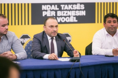 ”Mbyllni aktivitetet tregtare”, Neranxi thirrje Ramës: Deri tani masat e marra janë të duhura, por të pamjaftueshme, ja ç’duhet të bëni