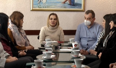 “S’ka stuhi e borë që na ndal”/ Kryemadhi: Në 25 prill goditjen më të madhe Rama do ta marrë nga…