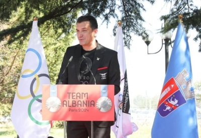 Veliaj, thjesht i pështirë me &quot;show&quot;-n e tij për medaljet në Lojërat Olimpike