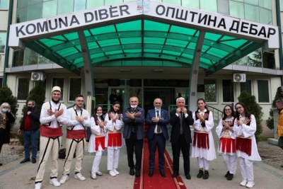 Meta falenderon shqiptarët e Dibrës së Madhe: Gjithë kombi krenar, malet tona më të larta!