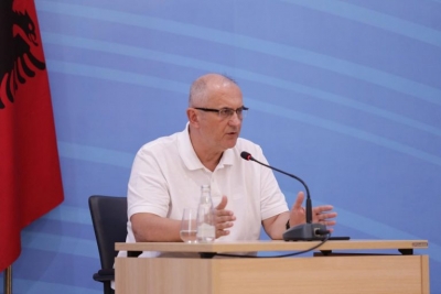 Komisioni i Posaçëm për anëtarët e KQZ, Vasili në selinë e PD për të diskutuar për përfaqësuesin e opozitës