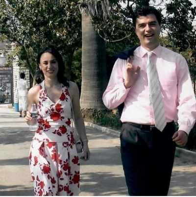 Bashkëshortja e Bashës bëhet nostalgjike, poston foton e shumë viteve më parë me kryedemokratin