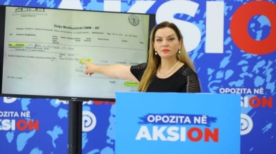 Vokshi publikon emailet: Albana Fico trajtoi fëmijët e sëmurë në QSUT me ilaçe të skaduara