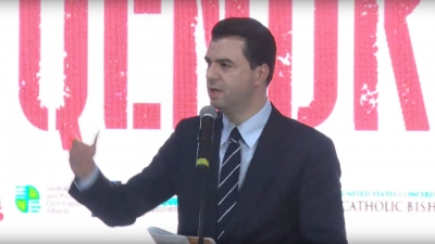 Basha: Pengesa më e madhe për bashkëpunim me PS është lartësimi i vesit dhe kriminelëve, njësoj si diktatura komuniste