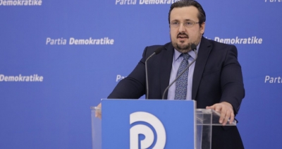 “Shqiptarët marrin borxh për të paguar borxhet”,Teliti:Qeveri e falimentuar që ka zhytur në borxhe qytetarët