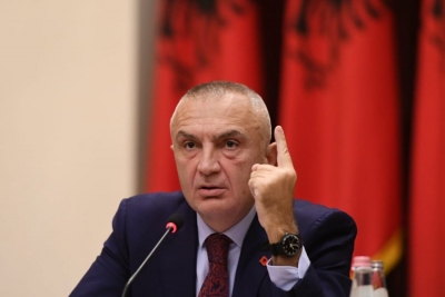 Meta: Skandaloz presioni politik ndaj KED dhe Vitore Tushës. S'ka Rilindje që e shpëton Dvoranin