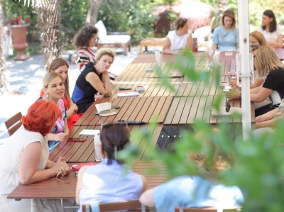 Kryemadhi me Dhomen Ekonomike te Gruas/"I bej thirrje grave te behemi bashke per te forcuar pushtetin e gruas"