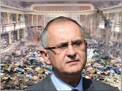 Kur do ta miratojë Landfilli ndalimin e shqiptarëve për të dalë jashtë shtetit!!!