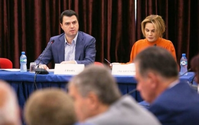 “Reforma Zgjedhore, Kryemadhi: LSI me qëndrim të njëjtë si PD. Rama tentoi ta sabotonte me shembjen e Teatrit Kombëtar