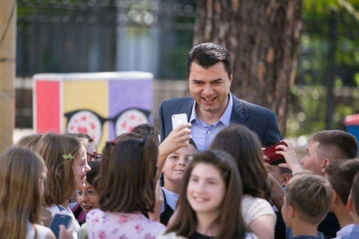 Dita e parë e shkollës/ Basha uron nxënësit: Një e ardhme më e mirë për të gjithë fëmijë nuk do të vonojë