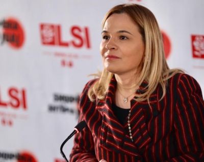 “Edi Rama luajti blofin”- Monika Kryemadhi: Koalicionet parazgjedhore u hoqën në Kushtetutë, por do të lejohen në Kodin Zgjedhor